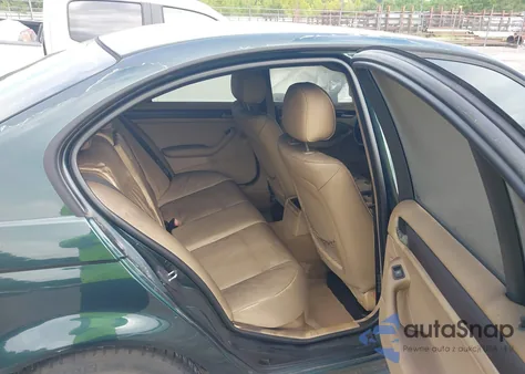 2005 BMW 325 Xi from USA, damaged, VIN WBAEU33485PR20223